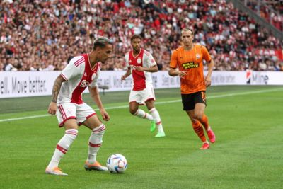 Pssst, Klaas Jan en Gerry… Niet meer opnemen, deal? © SV Ajax