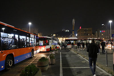 Terug bij Stazione Marittima. © De Brouwer