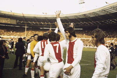 En de groeten van Wembley, op weg naar de eerste Europa Cup1. © SV Ajax / Guus de Jong