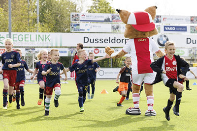 Tijd voor high-fives! © Pro Shots