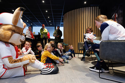 In de verhaaltjes beleeft Lucky allerlei vrolijke avonturen. © Pro Shots