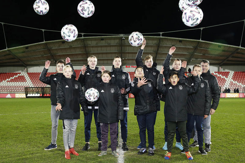 ballenjongens-1200-jong-ajax