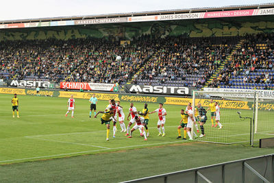 Zowaar wat gedoe voor de neus van Pasveer. © Ajax Life
