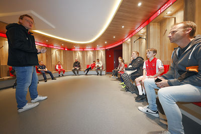 Tof, een kijkje in de kleedkamer van Ajax! © Pro Shots