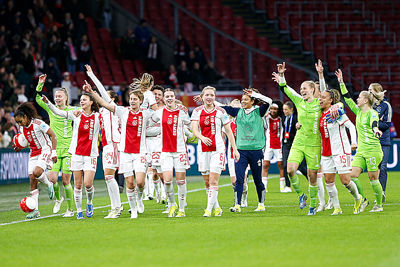 Bedankt dames, tot de volgende! © De Brouwer