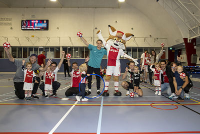 Iedereen wil met Lucky op de foto. © Pro Shots