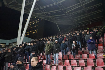 Pfoe, we zien al snel dat Ajax ploetert. © De Brouwer