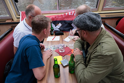 Topoverleg gaande. © Pro Shots