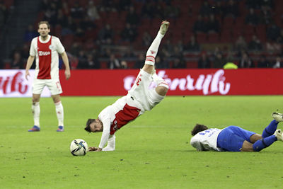 Invaller Tagliafico probeert zijn vliegbrevet te halen. © De Brouwer
