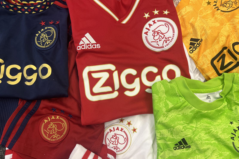 Mascottetenues800