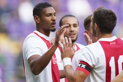 Goed, terug naar de wedstrijd. Waarin Haller al vrij snel het net heeft gevonden. © Pro Shots