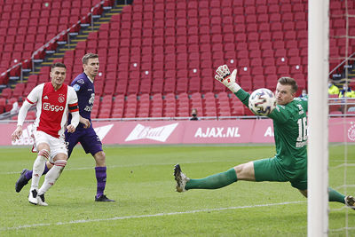 Daar is nummer vier! © Pro Shots