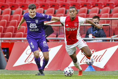 Als Gravenberch dit niveau vaker aantikt, groeit hij door. © Pro Shots