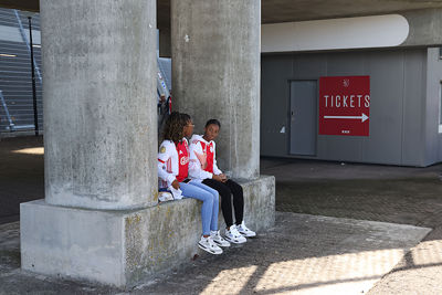 Voorbespreking is gaande! © De Brouwer