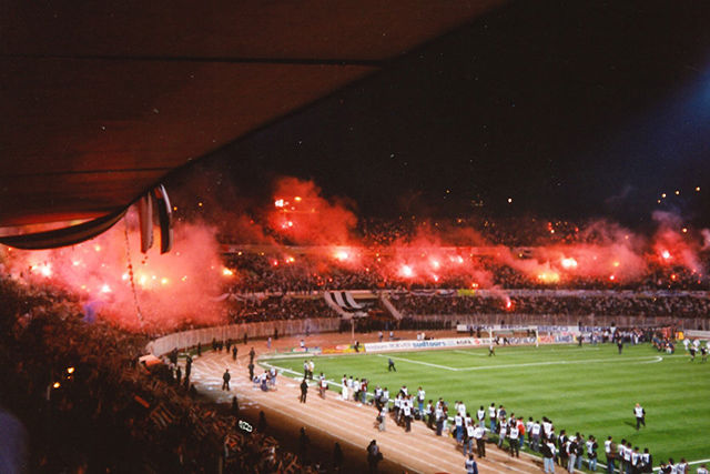 640 Fakkels 2