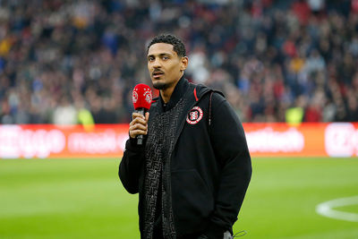 Haller neemt afscheid van de supporters. © De Brouwer