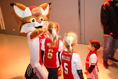 Lucky heeft nog steeds twinkelende oogjes van alle flitsende fotocamera