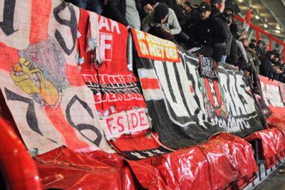 Het betere behangwerk! © Ajax Life