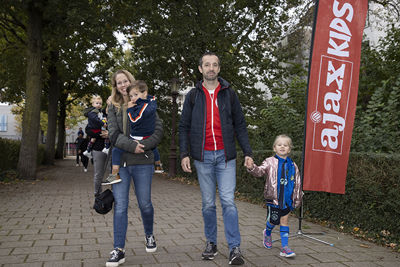 Op weg naar een toffe ontmoeting met Lucky. © Pro Shots